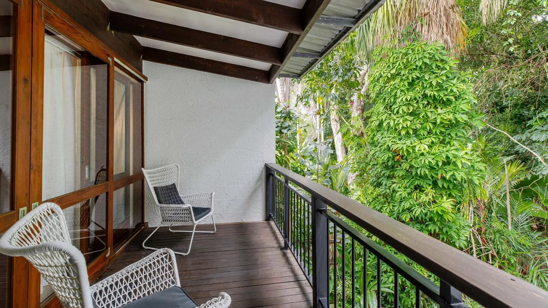 Absolute Beachfront, Heart Of Port Douglas - 24 S